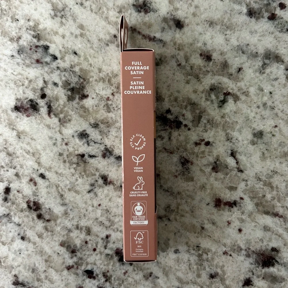 ✨FREE GIFT✨Add to Any Order! e.l.f. Camo Concealer
